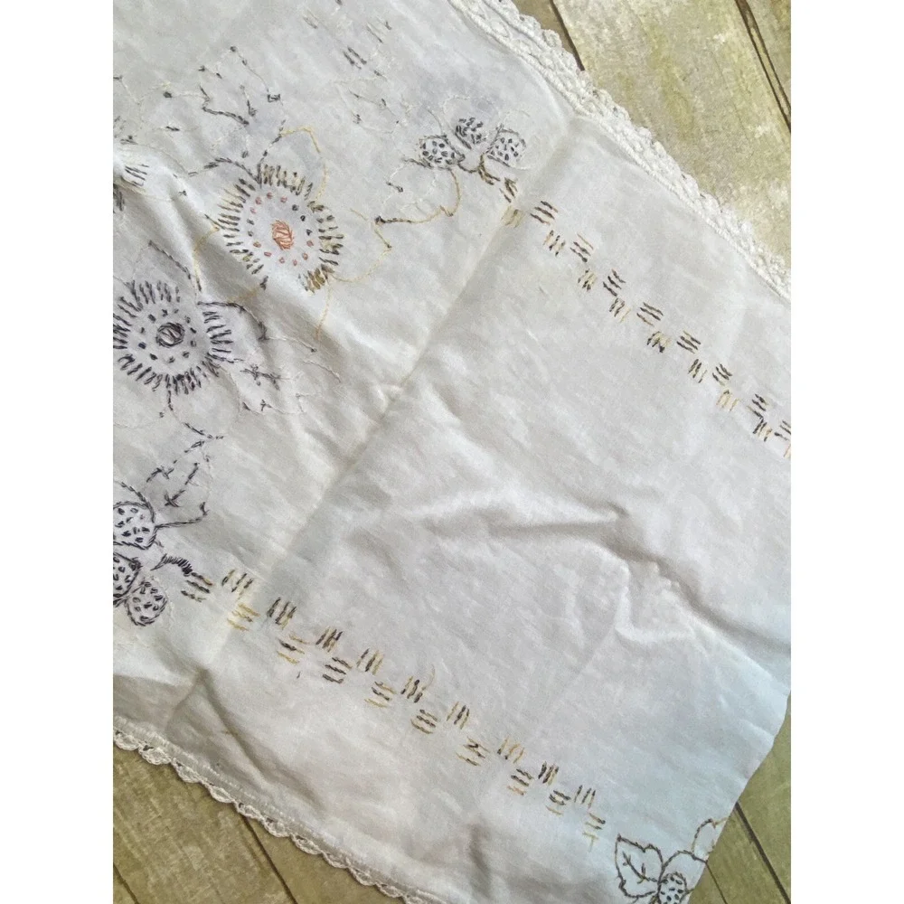 Hand Stitch Table Runner Flower Yellow Brown‎ Floral 40x30